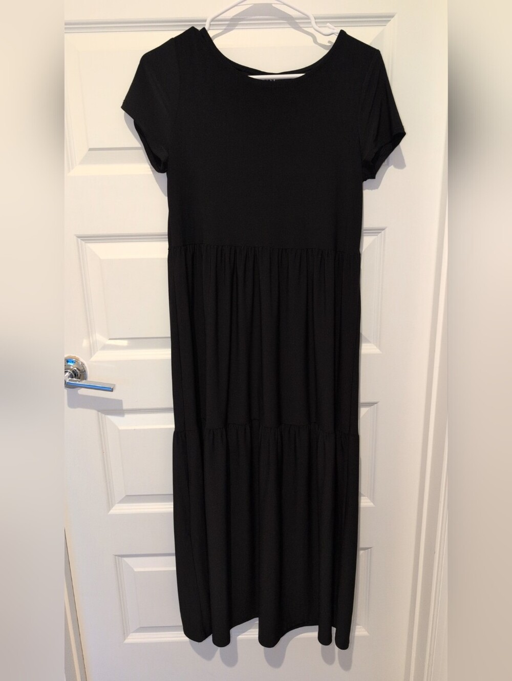 Nicole Miller Black Short-Sleeve Tiered Maxi Dress